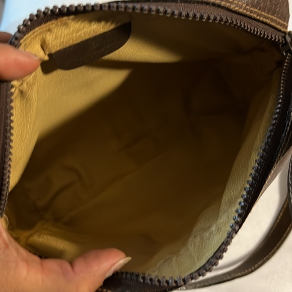 Gucci bag - Picture 11 of 17